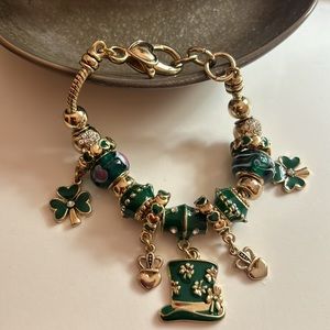 St. Patrick's Day Irish Shamrock bracelet☘️☘️☘️